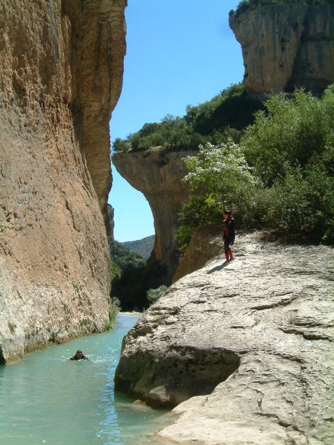 דירות Paules Apartamento Sierra De Guara מראה חיצוני תמונה